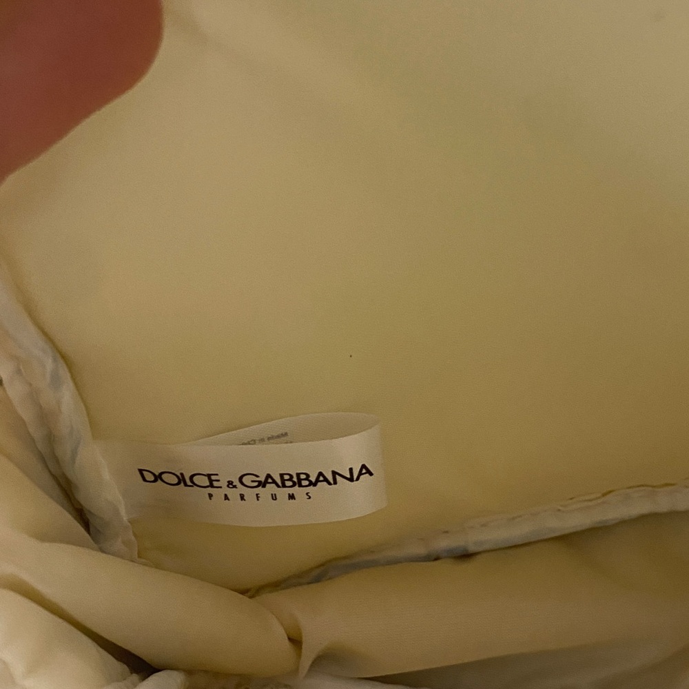Dolce & Gabbana White and Blue Perfume Travel Pouch - Picture 2 of 10